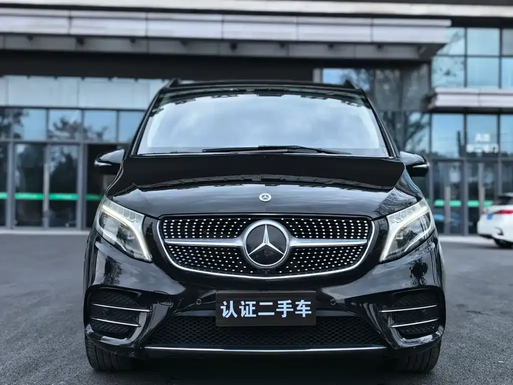 Mercedes-Benz V-Class — фото 2