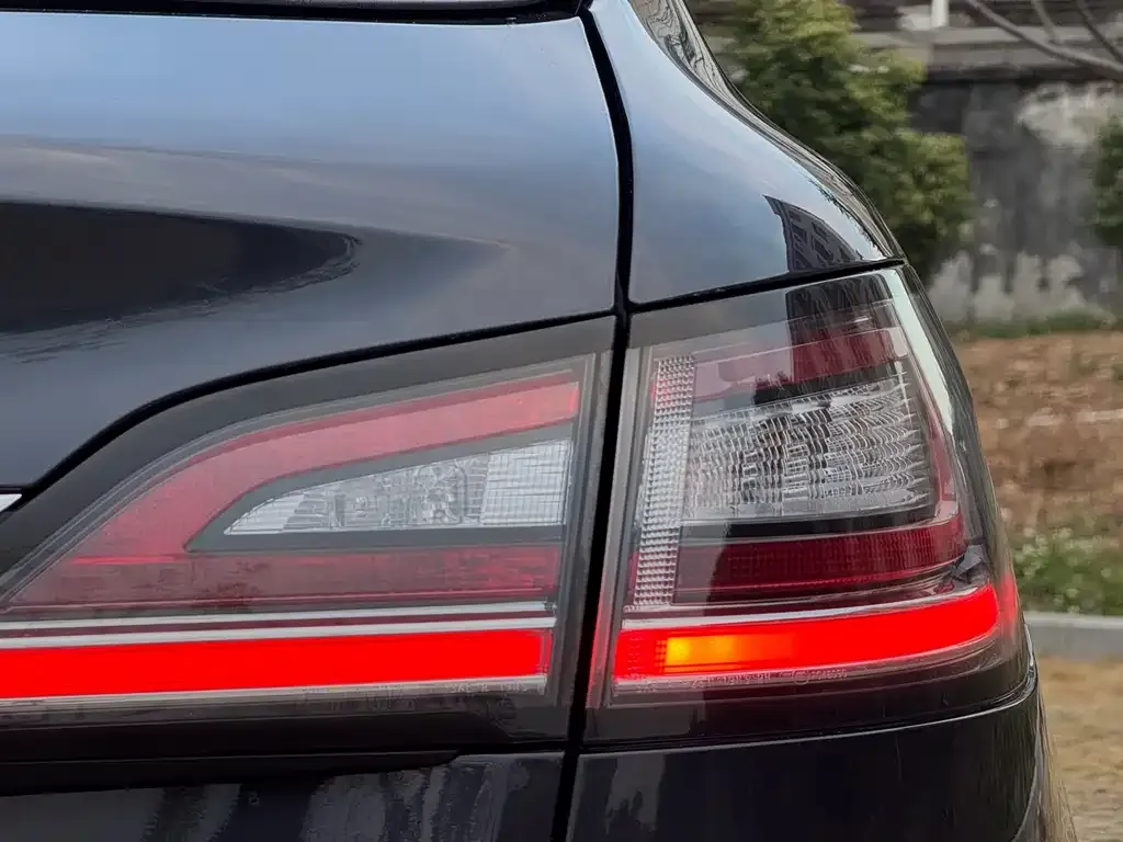 Lincoln Nautilus 2021 из CN, фото 2