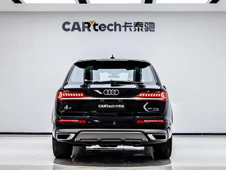 Audi Q7 2021 из CN, фото 2