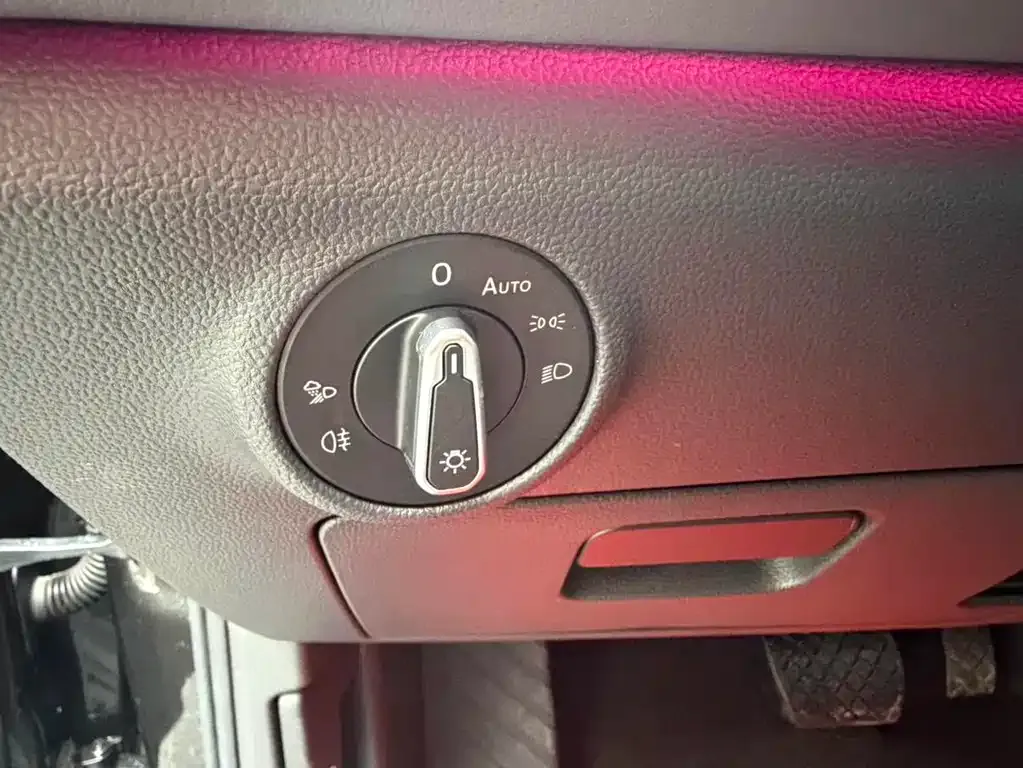 Volkswagen Sagitar 2023 из CN, фото 8