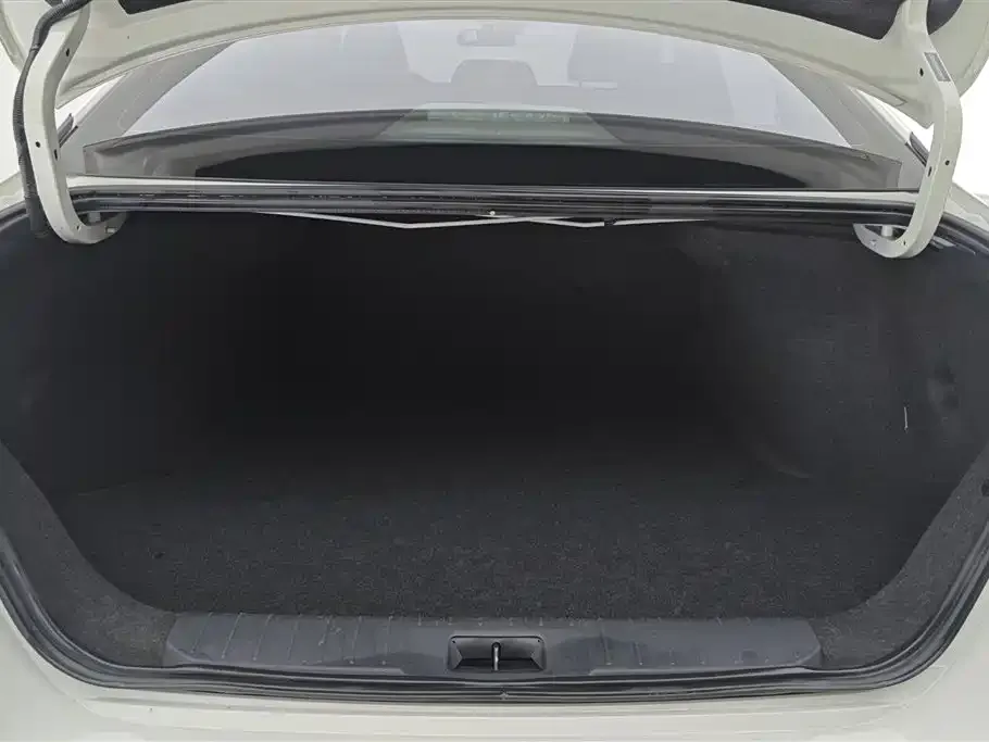 Nissan Sylphy 2022 из CN, фото 2