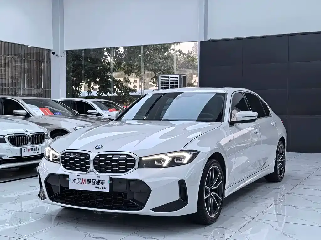 BMW 3 Series — фото 1