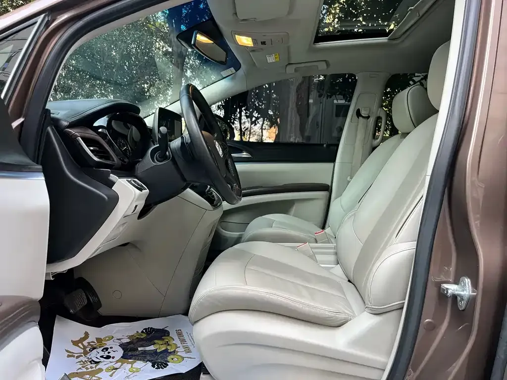 Buick GL8 2021 из CN, фото 7