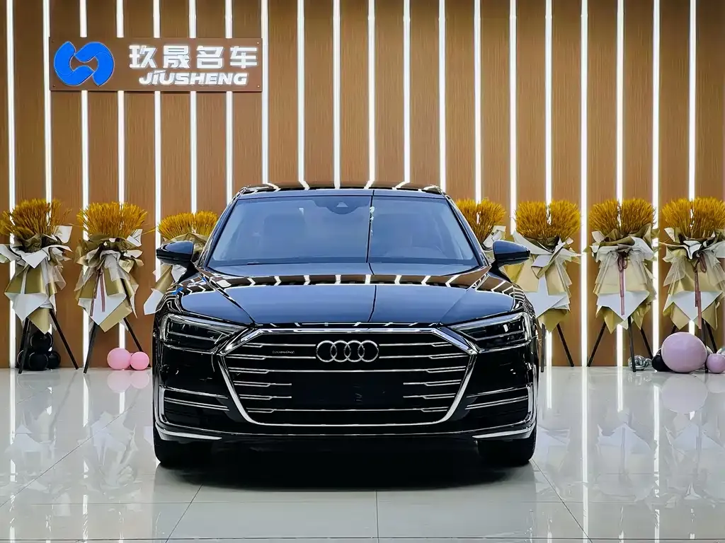 Audi A8 2022 из CN, фото 5