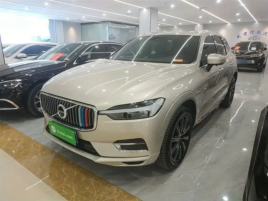 Volvo XC60 2021 из CN, фото 8