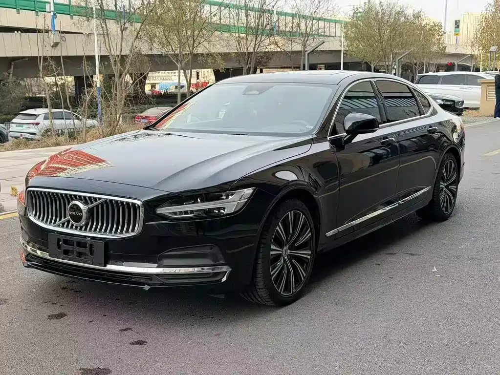 Volvo S90 2025 из CN, фото 1