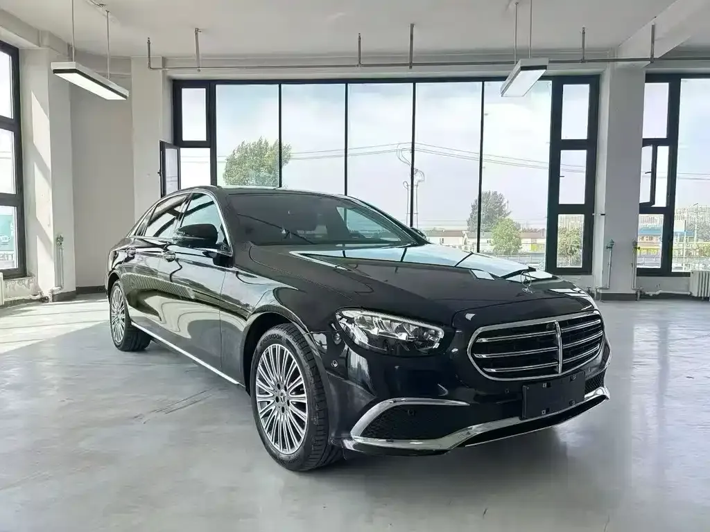 Mercedes-Benz E-Class 2023 из CN, фото 1