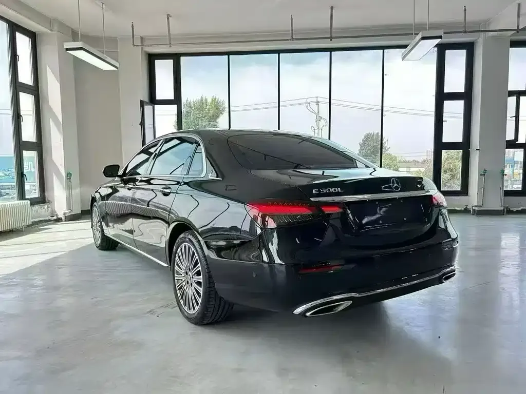 Mercedes-Benz E-Class 2023 из CN, фото 5
