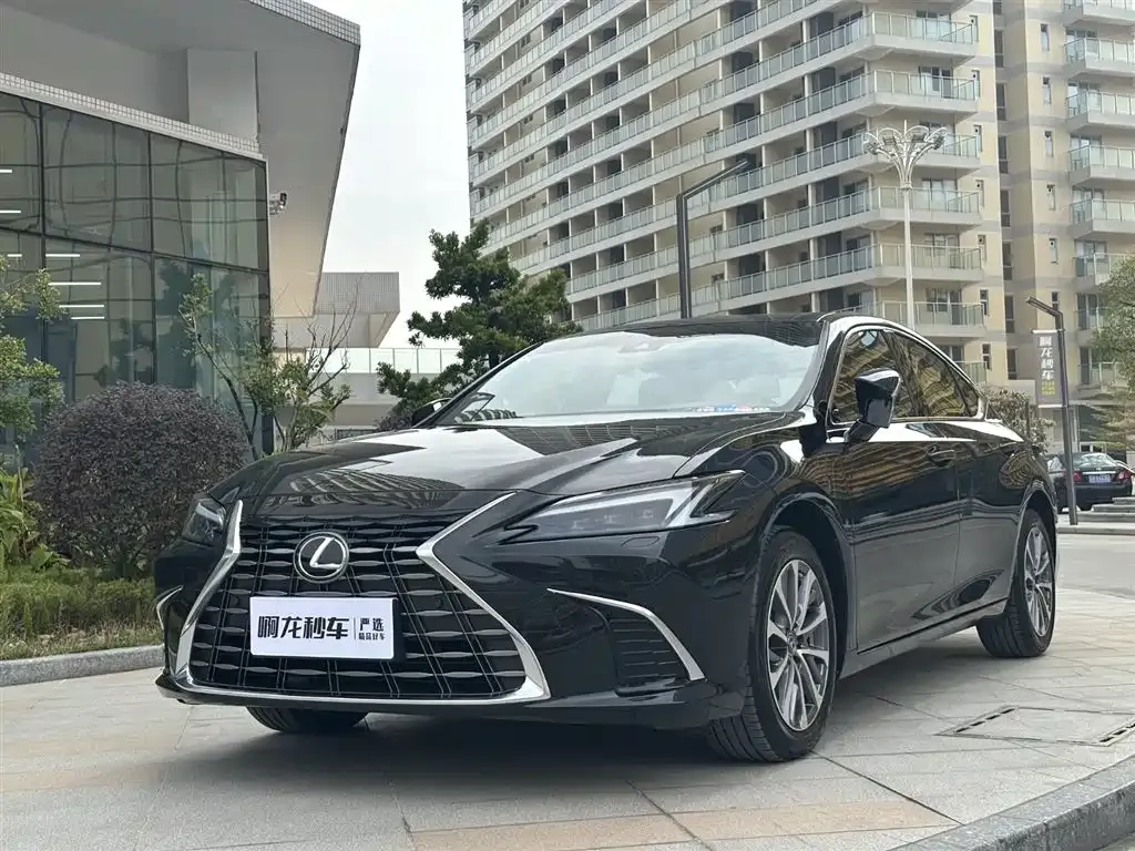 Lexus ES 2025 из CN, фото 1