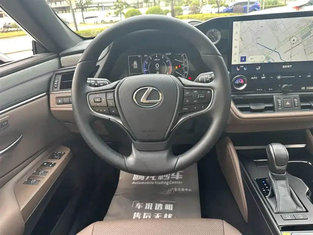 Lexus ES 2025 из CN, фото 8