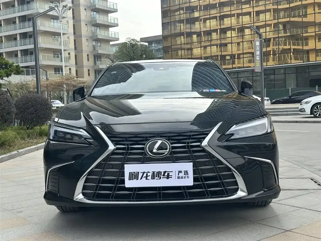 Lexus ES 2025 из CN, фото 6