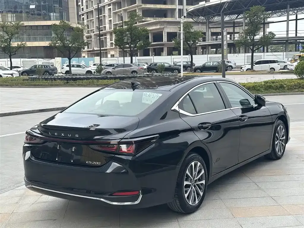 Lexus ES 2025 из CN, фото 7