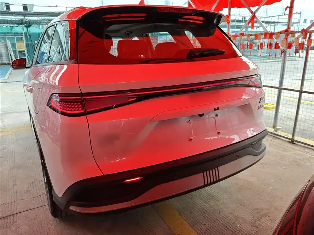 BYD Seal 05 DM-i 2024 из CN, фото 6