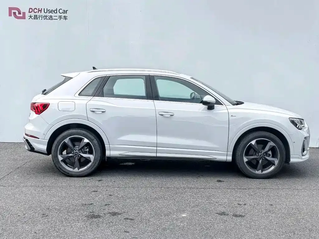 Audi Q3 2024 из CN, фото 3