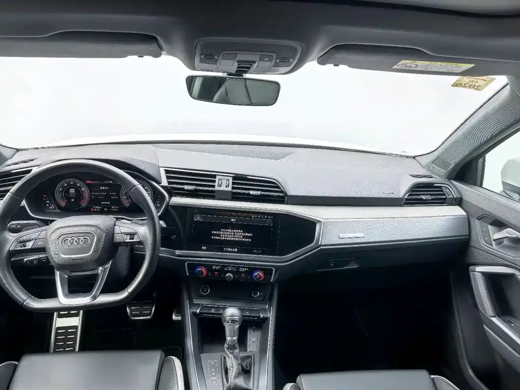 Audi Q3 2024 из CN, фото 7