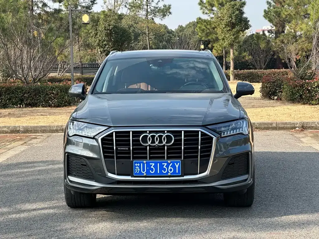 Audi Q7 — фото 4