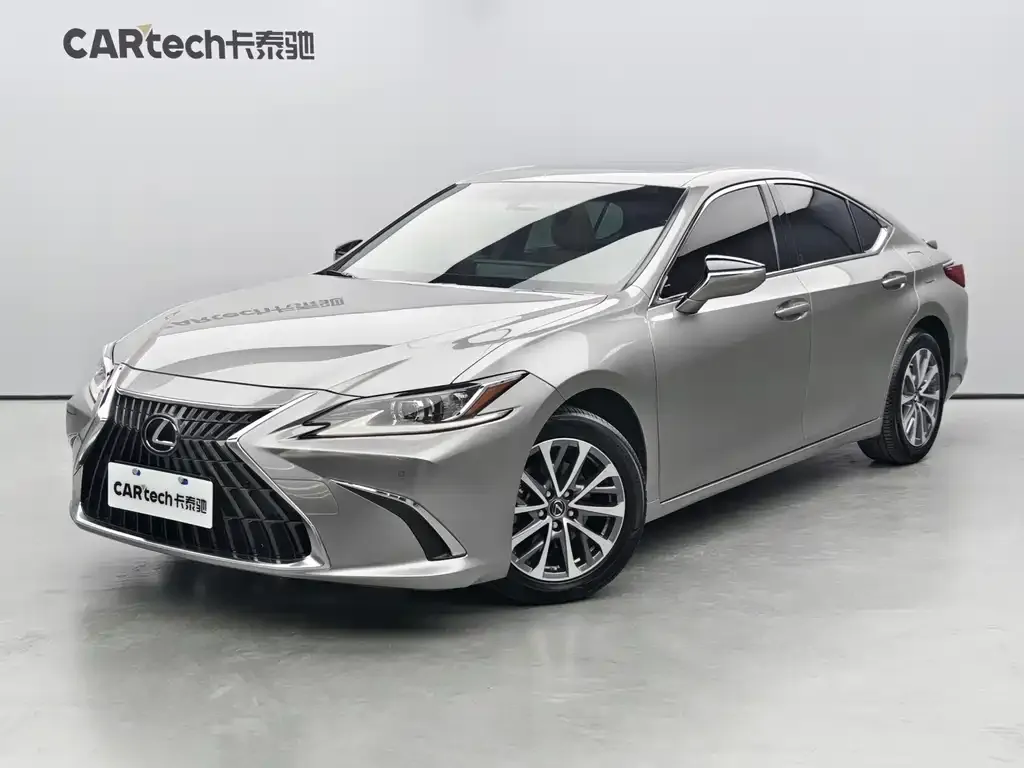 Lexus ES 2022 из CN, фото 1