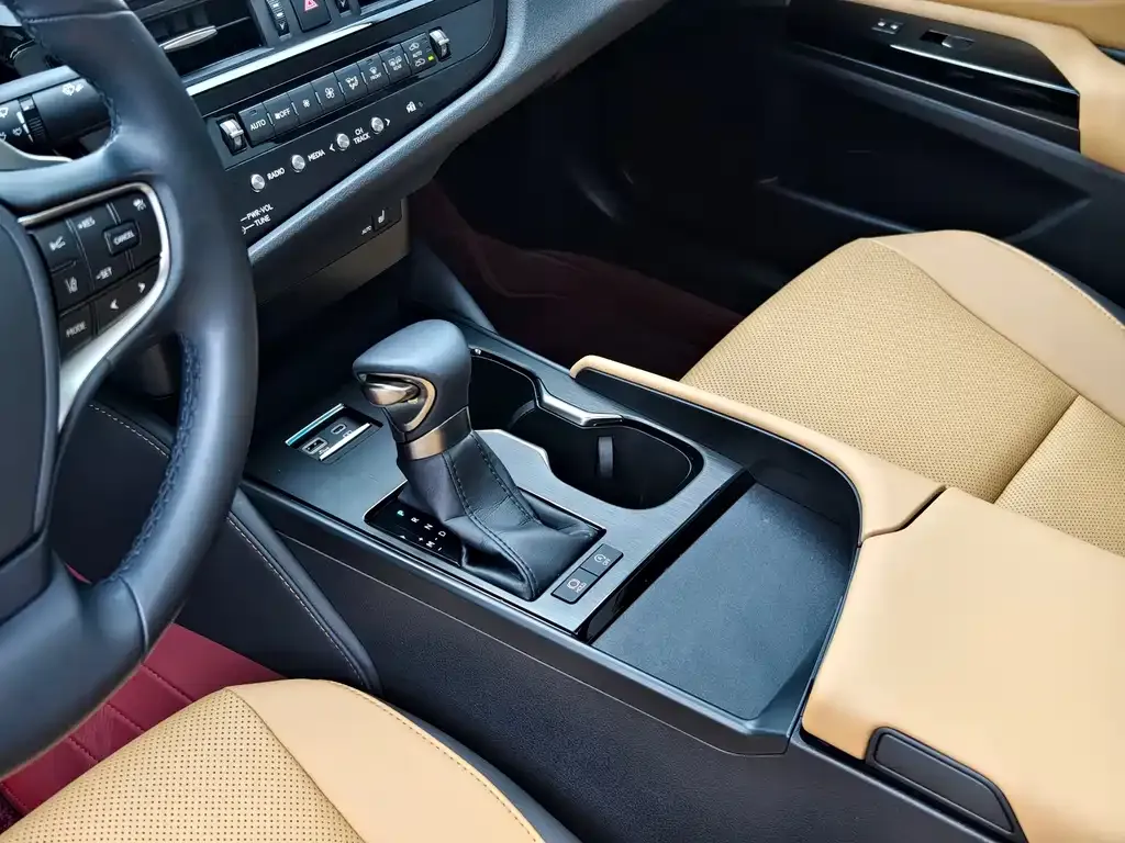 Lexus ES 2022 из CN, фото 10