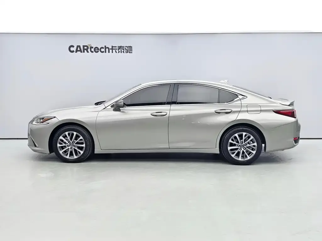 Lexus ES 2022 из CN, фото 5