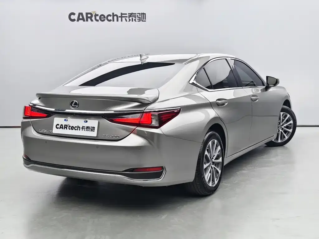 Lexus ES 2022 из CN, фото 3