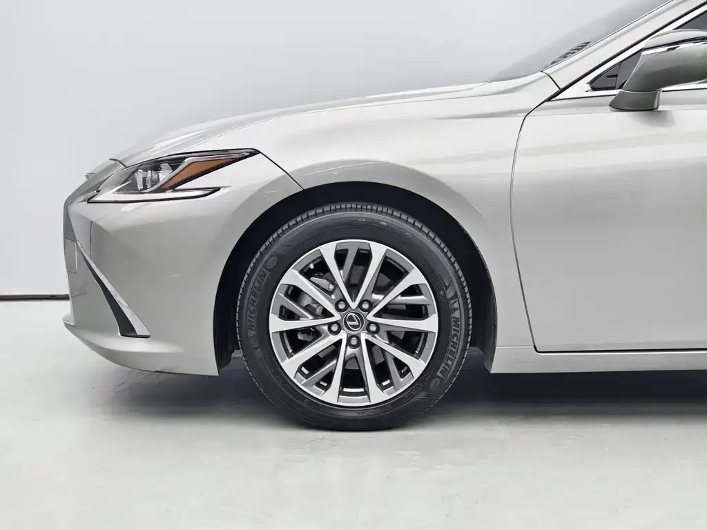 Lexus ES 2022 из CN, фото 7