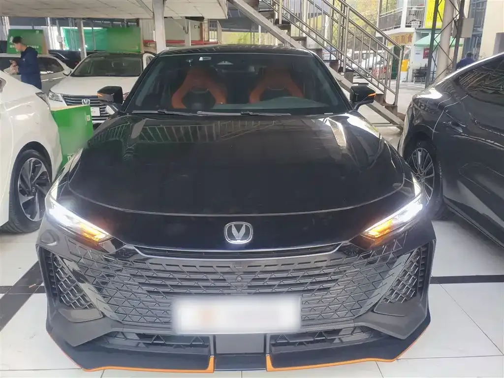 Changan UNI-V 2024 из CN, фото 5