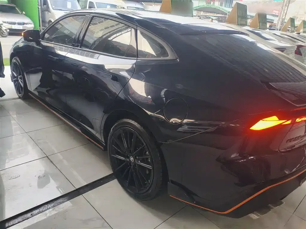 Changan UNI-V 2024 из CN, фото 4