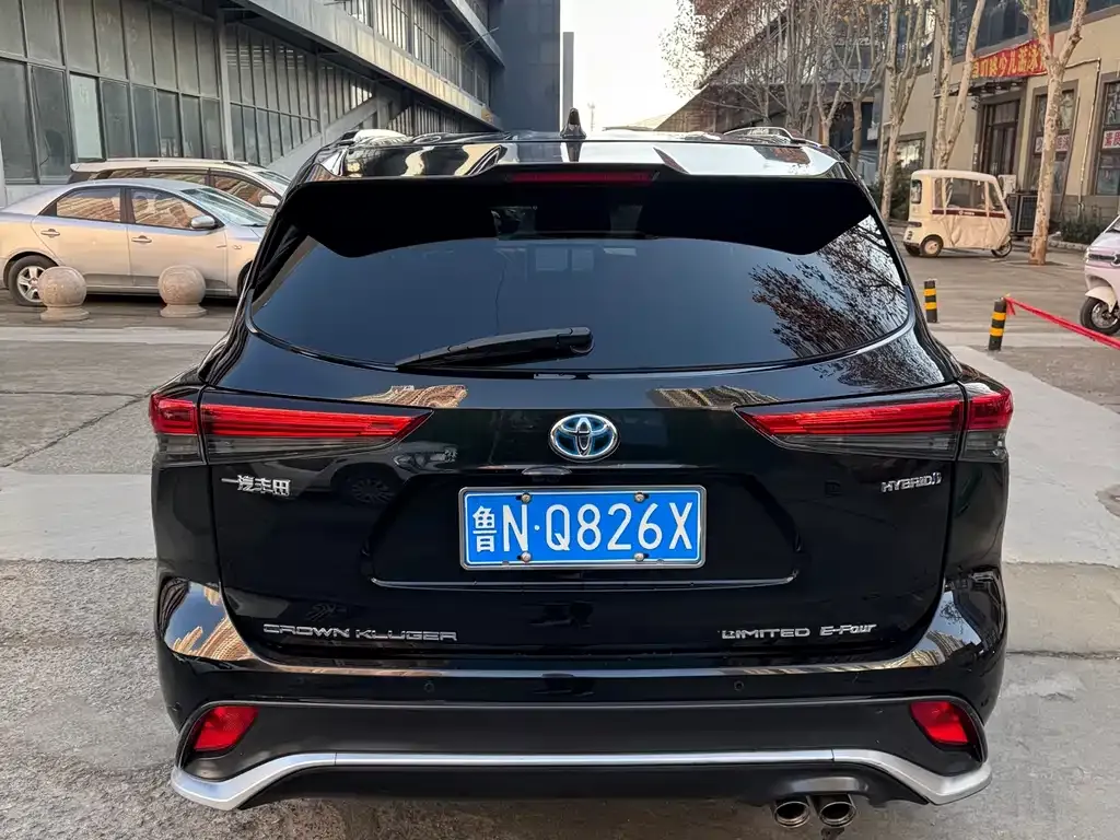 Toyota Crown Kluger 2022 из CN, фото 5