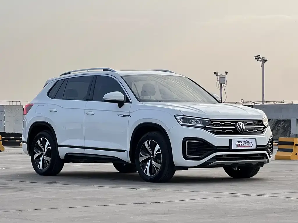 Volkswagen GTE PHEV 2021 из CN, фото 3