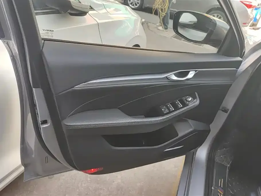 Geely Xingrui 2022 из CN, фото 4