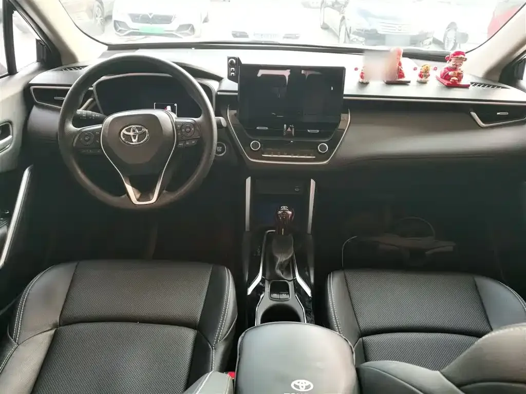 Toyota Frontlander 2023 из CN, фото 10