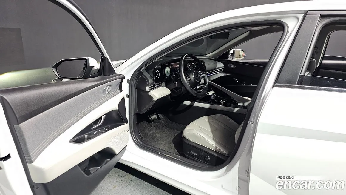 Hyundai AVANTE 2021 из KR, фото 10