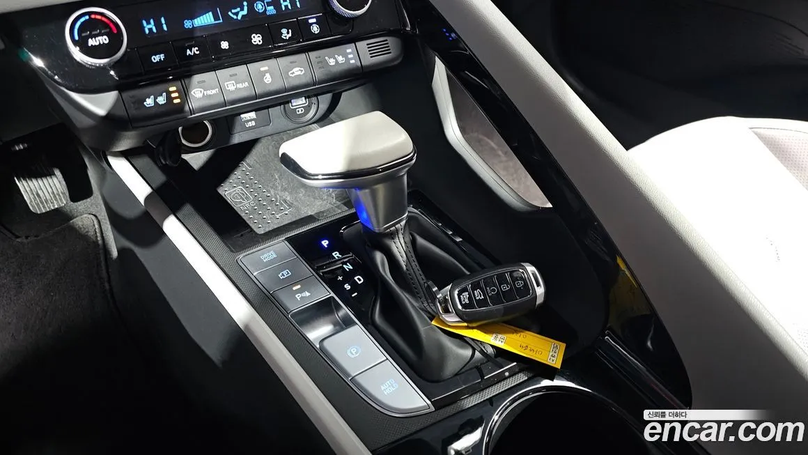 Hyundai AVANTE 2021 из KR, фото 6