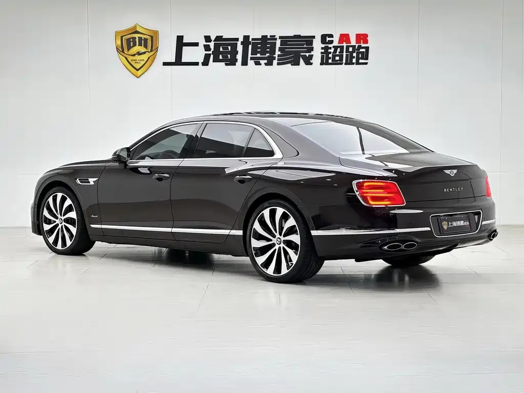 Bentley Flying Spur 2023 из CN, фото 5