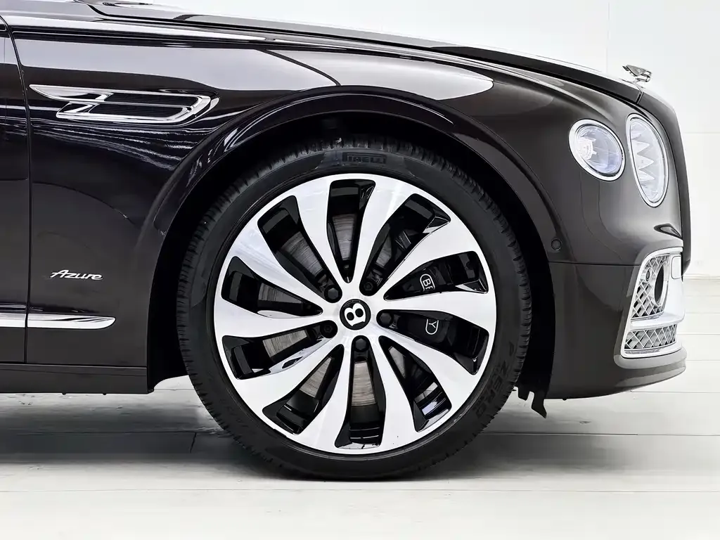 Bentley Flying Spur 2023 из CN, фото 4