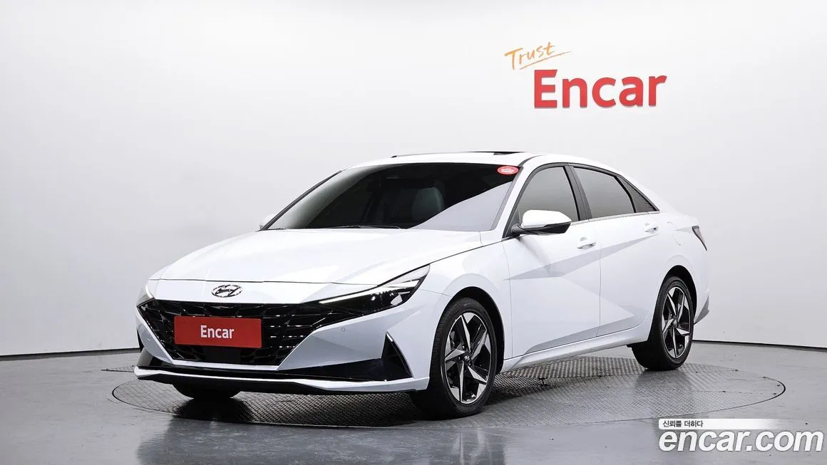 Hyundai AVANTE 2023 из KR, фото 1