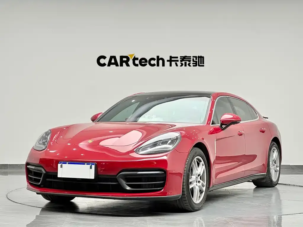 Porsche Panamera — фото 1