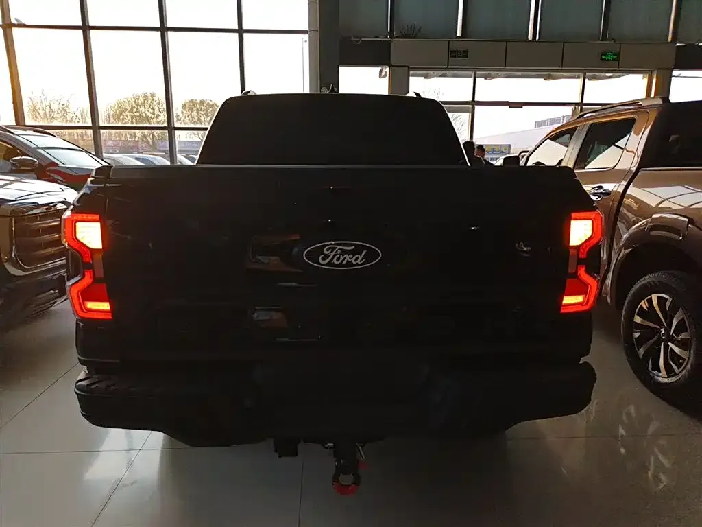Ford Ranger 2024 из CN, фото 3