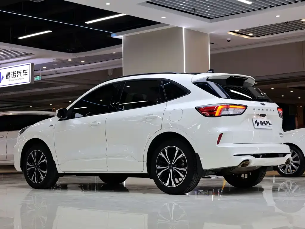 Ford Escape 2021 из CN, фото 4