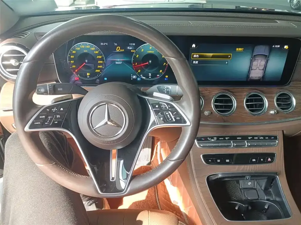 Mercedes-Benz E-Class 2023 из CN, фото 8