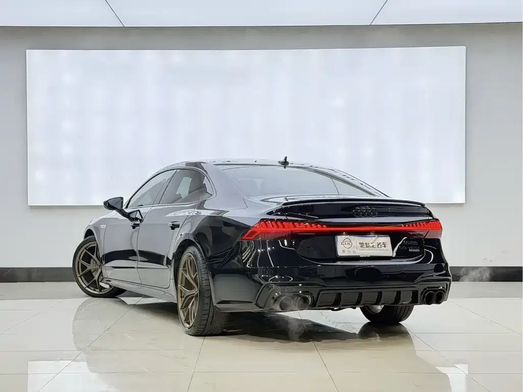 Audi A7L — фото 3