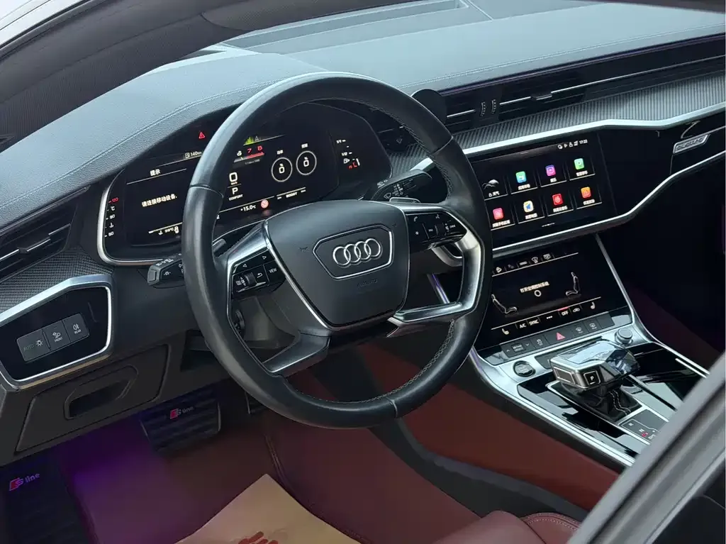 Audi A7L — фото 10