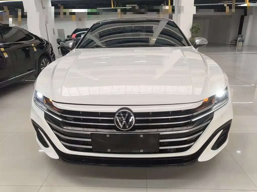 Volkswagen CC 2022 из CN, фото 4