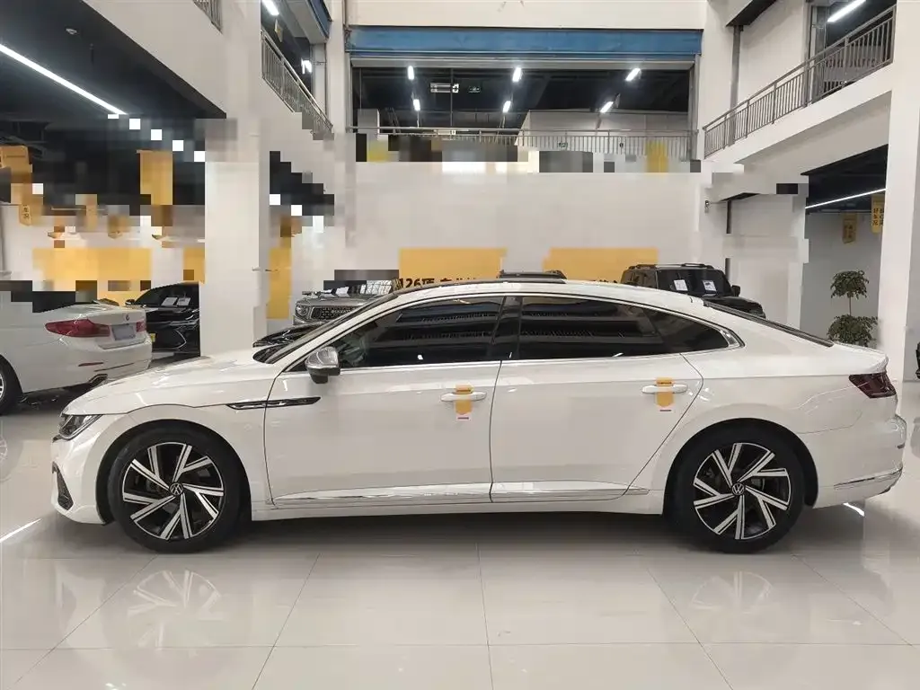 Volkswagen CC 2022 из CN, фото 10
