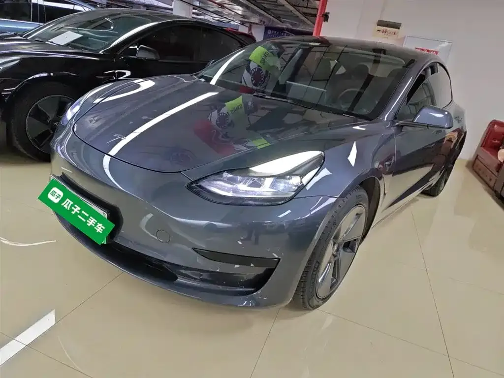Tesla Model 3 — фото 2
