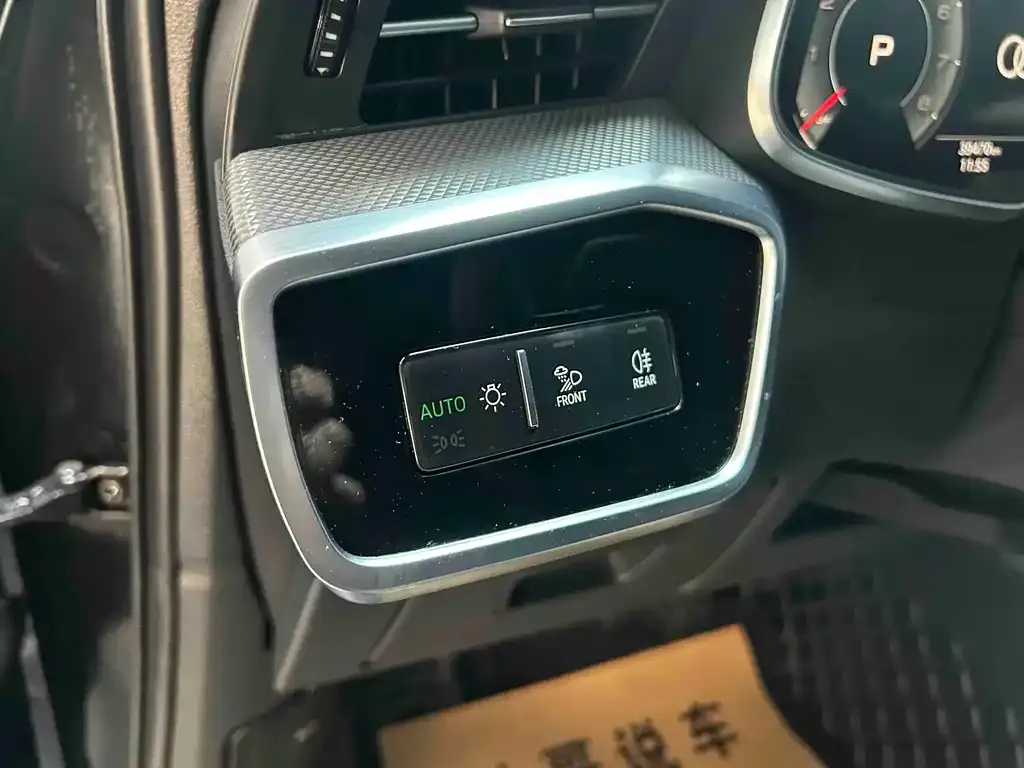 Audi A6L 2024 из CN, фото 7