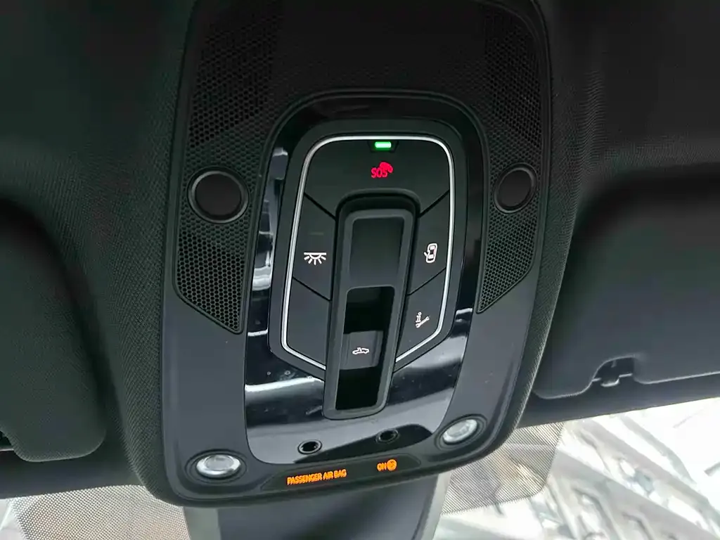 Audi A6L 2024 из CN, фото 4