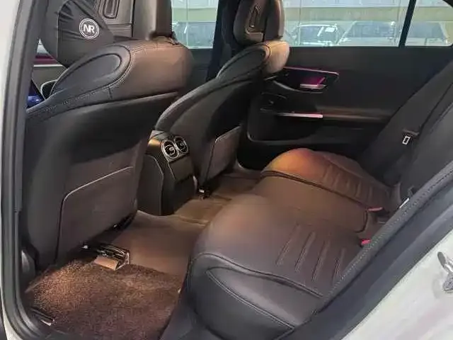 Mercedes-Benz C-Class 2023 из CN, фото 3