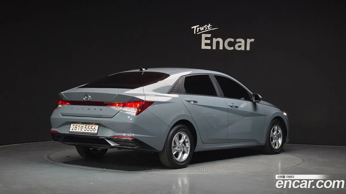Hyundai AVANTE 2023 из KR, фото 4