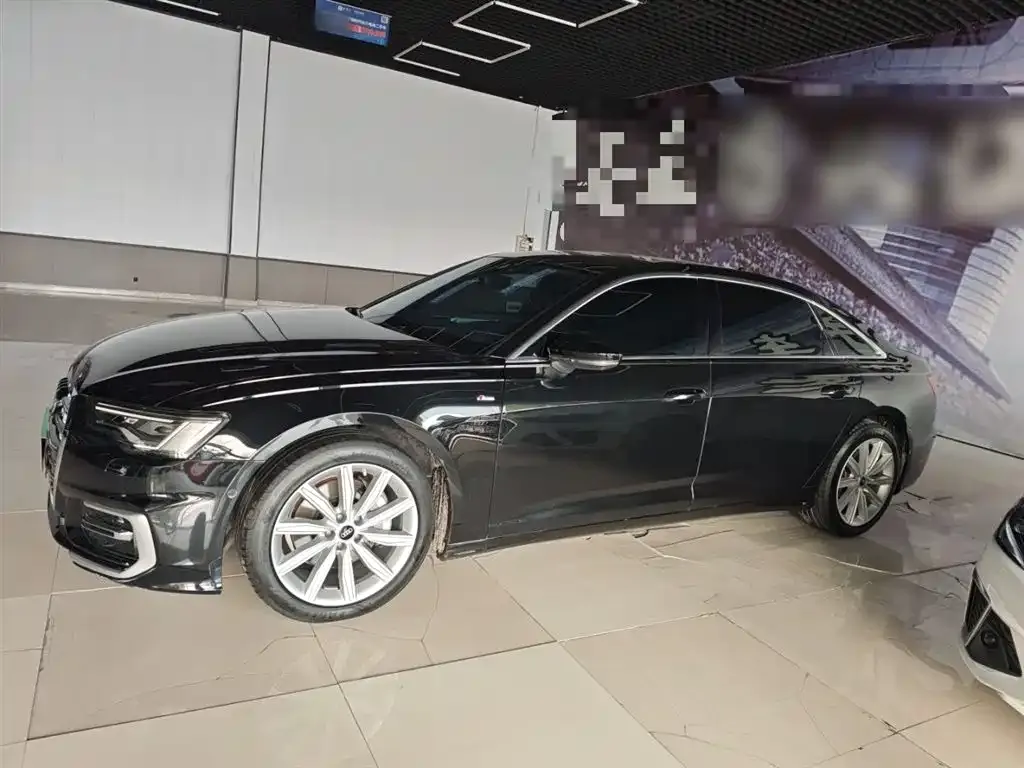 Audi A6L 2023 из CN, фото 9